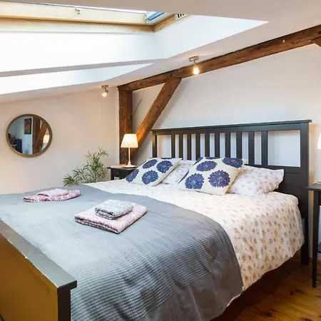 Apartamento Lovers Nest *