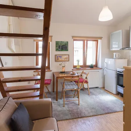 Lovers Nest Apartamento Cracovia